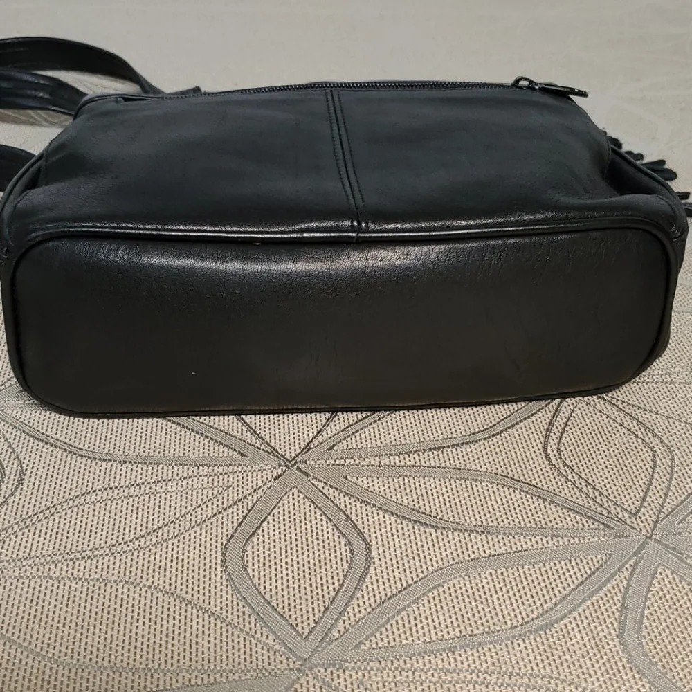 Vintage Tignanello Bag Black/Gold